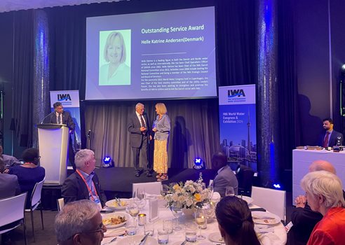 2024 08 15 Helle Katrine Modtager IWA Pris Karsten Bjørno