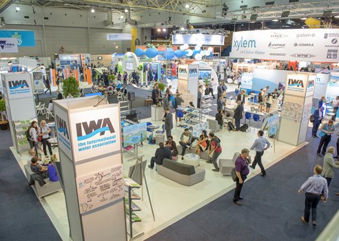 IWAs stand på udstillingen i Brisbane.jpg