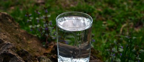 vandglas på mark 2.jpg (1)
