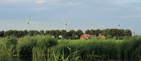 Vindmøller ved å COLOURBOX30615263.JPG