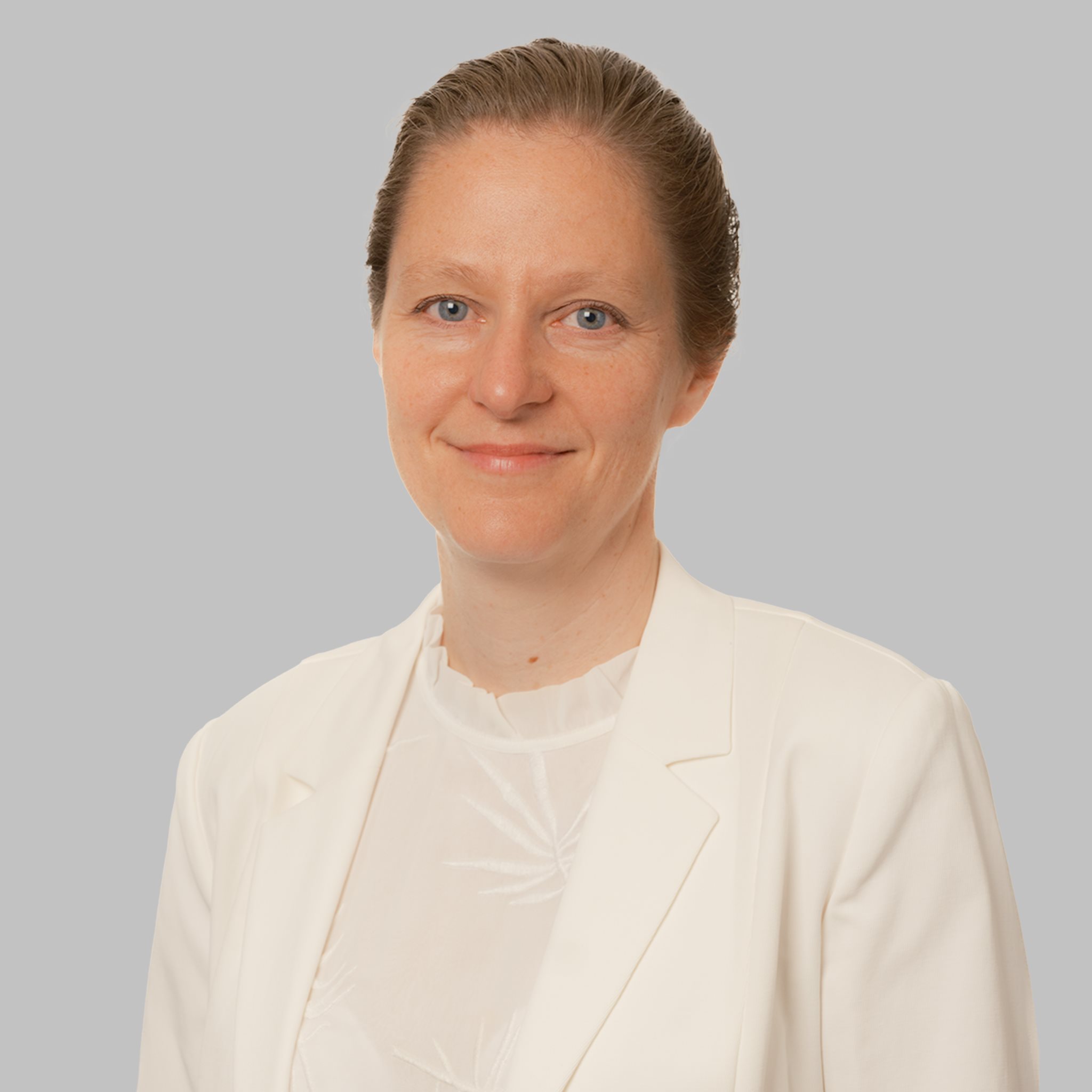 Hannah Grå Baggrund Web